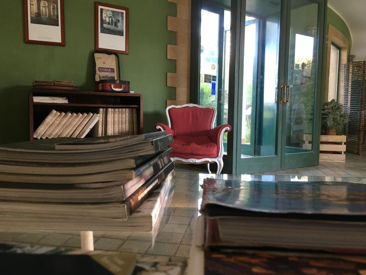 Valle Di Mare Country Resort Фонтане-Бьянке Экстерьер фото