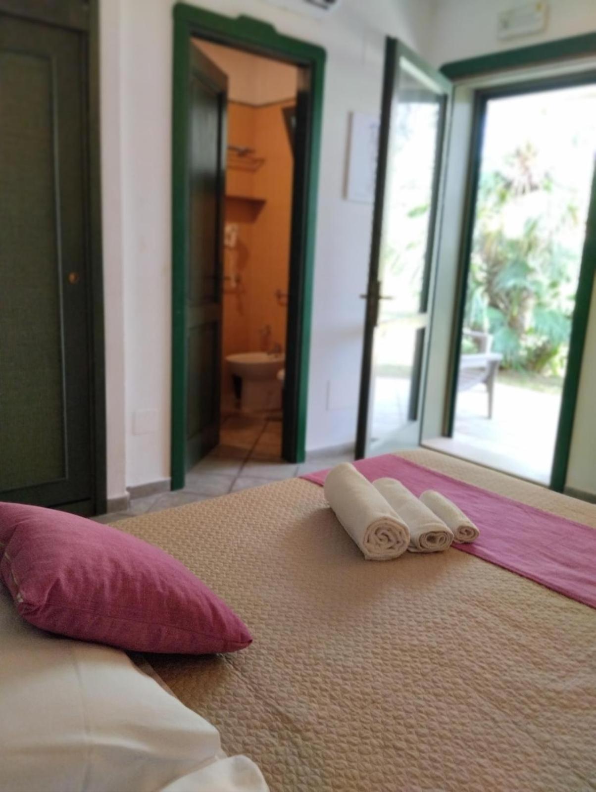 Valle Di Mare Country Resort Фонтане-Бьянке Экстерьер фото